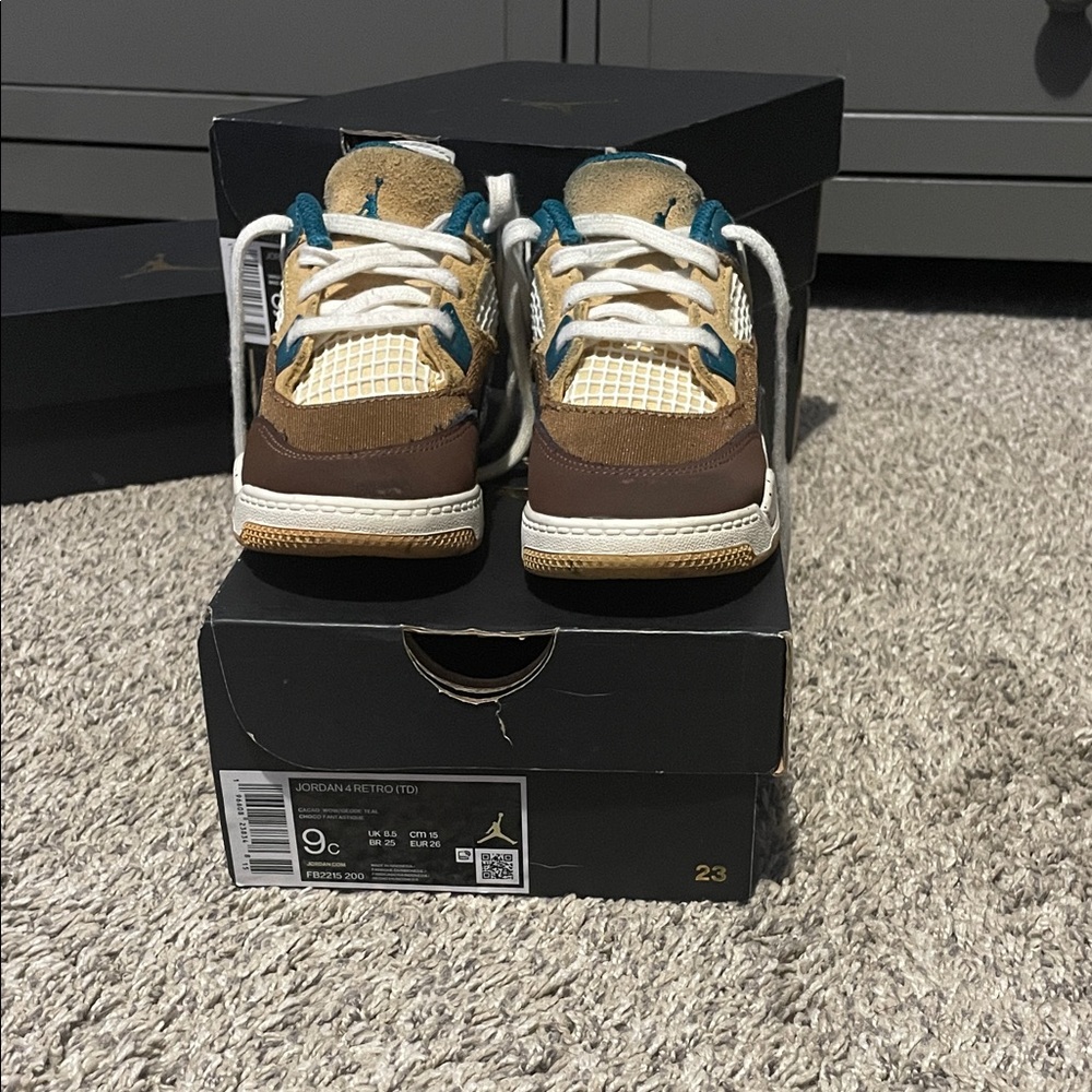 Jordan 4 RETRO